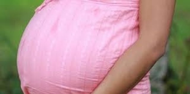 Criança de 12 anos engravida do próprio pai em Pernambuco