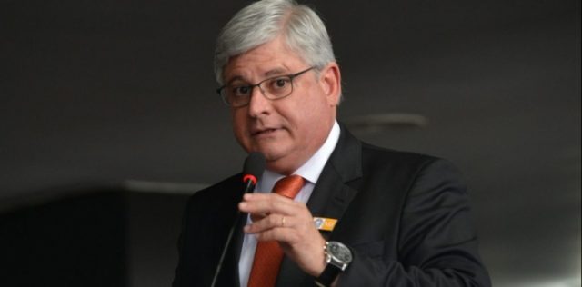 Indulto natalino é movimento do governo Temer contra a Lava Jato, diz Janot