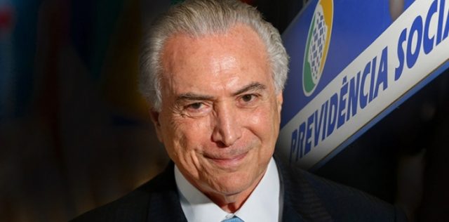 Cantor é morto a tiros enquanto se apresentava em festa de Ano Novo