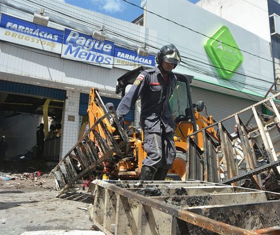 MPT pede R$ 10 milhões de indenização à Pague Menos por incêndio