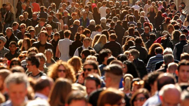 País tem 11,8 mi de analfabetos; taxa entre negros dobra ante brancos