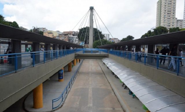  Feto é encontrado dentro de banheiro na Estação da Lapa