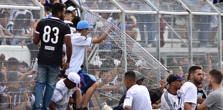Após invasão em partida com o Vitória, jogos da Ponte Preta terão torcida única em 2018