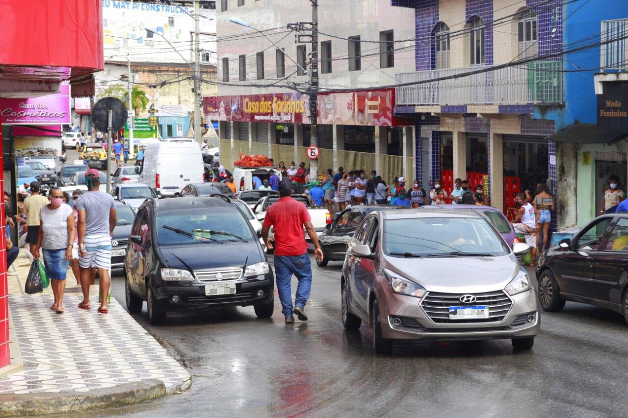 Candeias decreta lockdown e multas para quem descumprir decreto