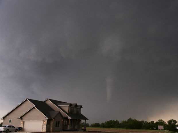 Tornado no Kansas, nos EUA (Foto: Gene Blevins/Reuters)