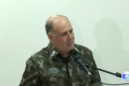 Ex-comandante do Exército confirma reuniões sobre "minuta do golpe"