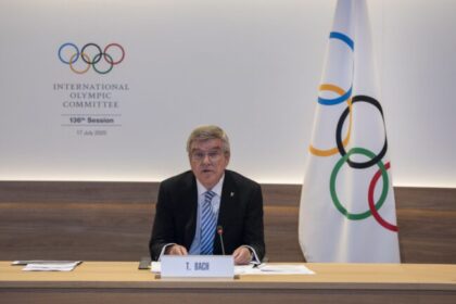 Thomas Bach diz que Rússia está agressiva em relação à Olimpíada