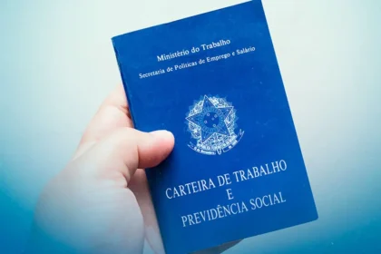 Tia Sônia abre vaga para Auxiliar de Depósito