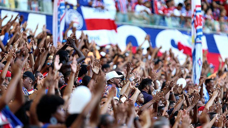 Torcida do Bahia esgota ingressos para BAVI de quarta-feira pela Copa do Nordeste