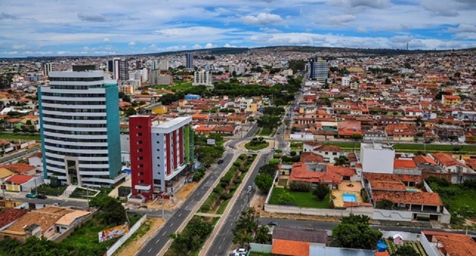 Vitória da Conquista lidera casos e óbitos por dengue na Bahia