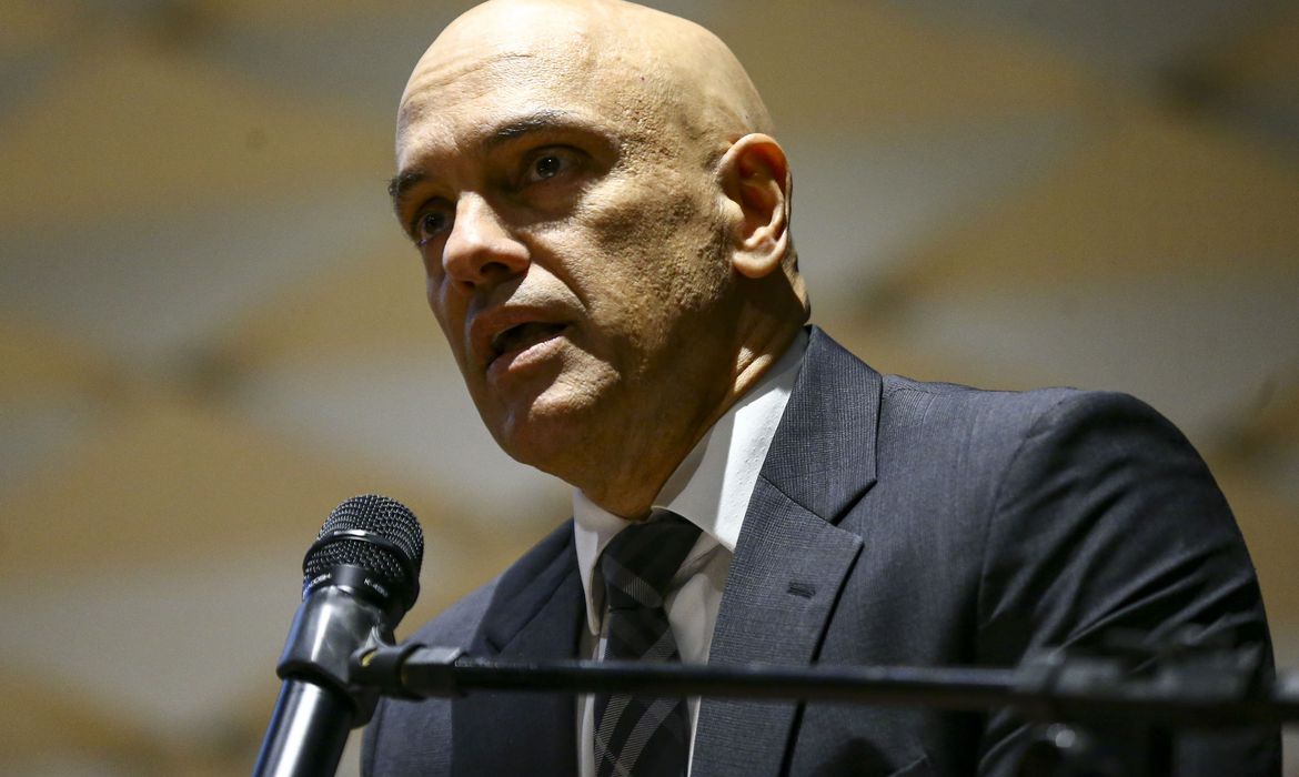 Alexandre de Moraes diz que soberania brasileira está sob ataque