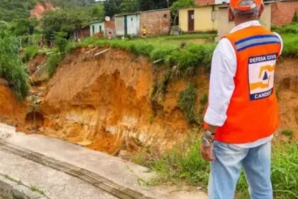 Cratera provoca interdição de mais de 35 casas em Candeias