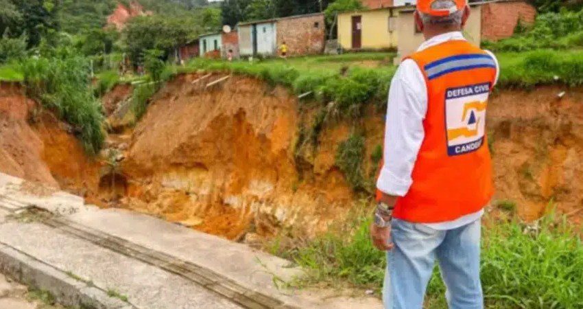 Cratera provoca interdição de mais de 35 casas em Candeias