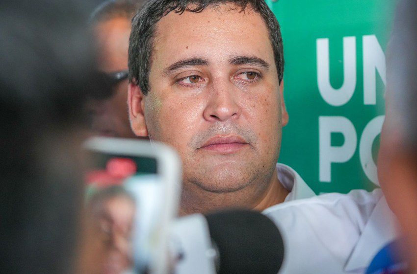 “Tem medo das investigações que podem levá-lo à prisão”, diz Éden sobre ato de Bolsonaro