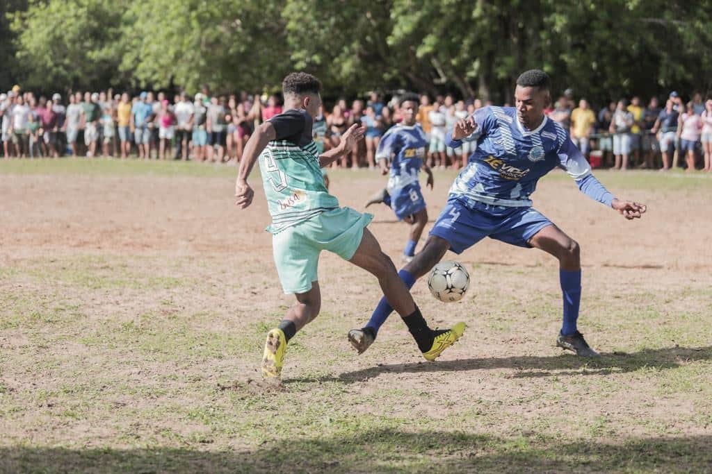 Finais de campeonatos de futebol amador em Camaçari neste fim de semana