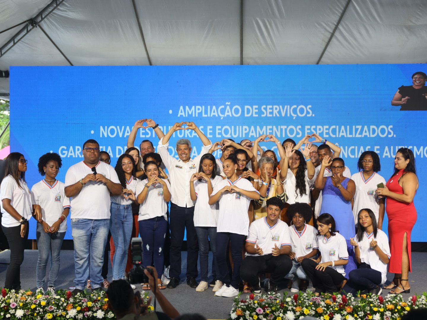 Governo lança medidas para inclusão de pessoas com deficiência na Bahia