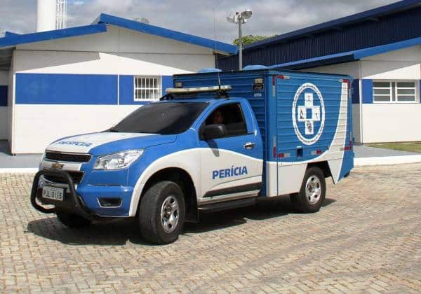 Jovem é morto em casa em Camaçari