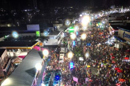 Micareta de Feira: Oh Polêmico agita multidão no terceiro dia de festa