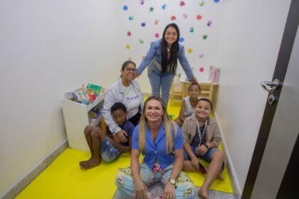 Ação da Prefeitura de Lauro de Freitas marca início do “Abril Azul” Mês de Conscientização sobre o Autismo