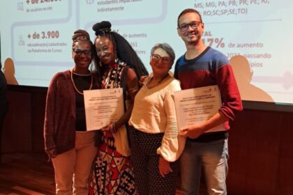 Educadores de Lauro de Freitas recebem prêmio “Caminhos para a Cidadania” da CCR