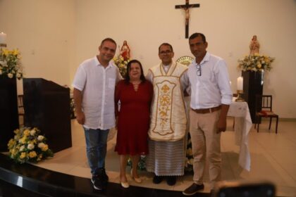 Rosalvo e Naide participam das festividades da Comunidade Jesus Bom Pastor