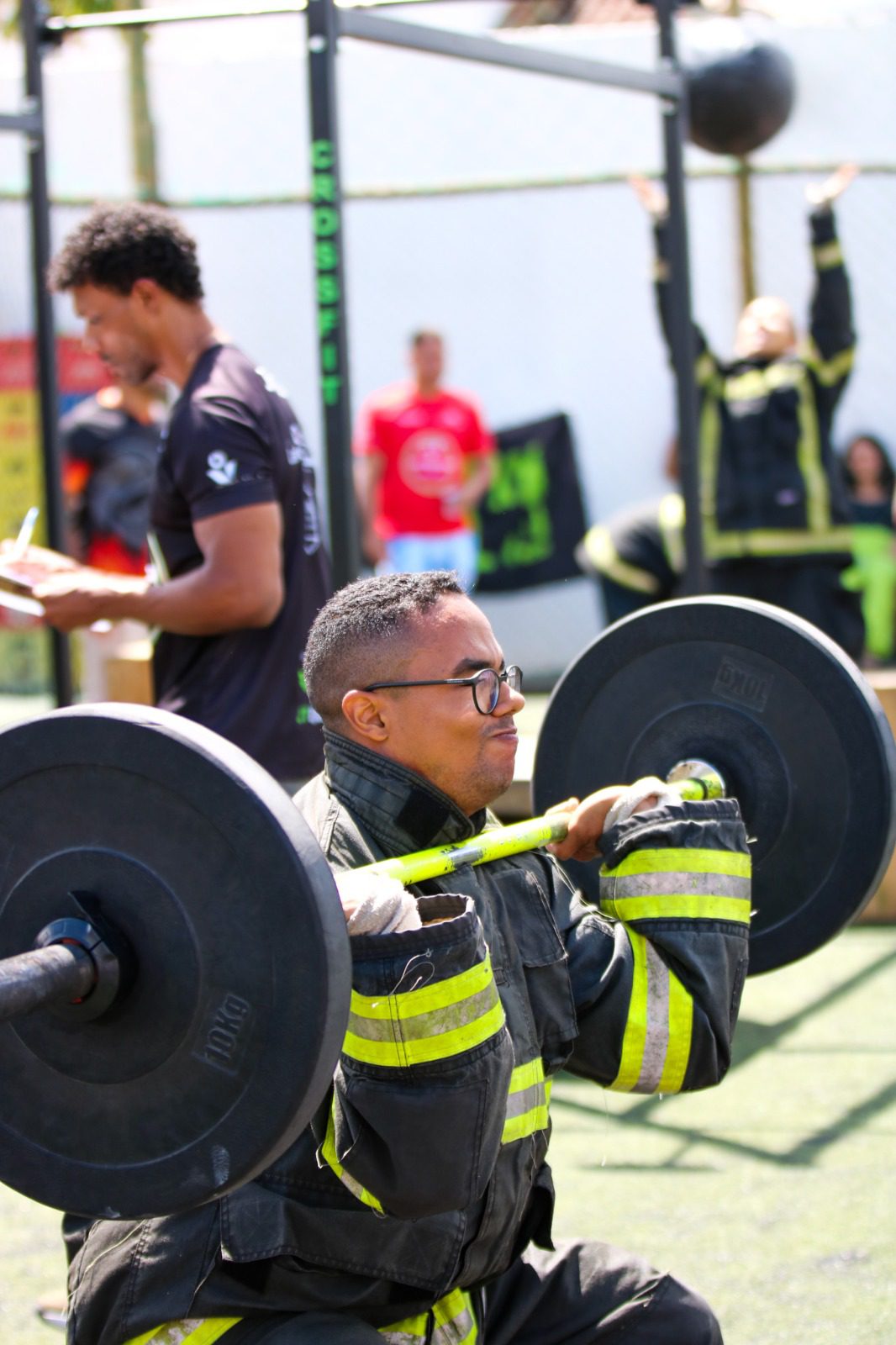 Bombeiros dos 6º, 16º e 19º BBMs ganham medalhas em competição de crossfit