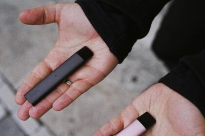 Anvisa proíbe cigarro eletrônico no Brasil em nova resolução.