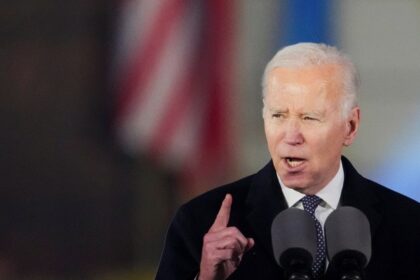 Biden amplia acesso a cuidados médicos para migrantes 'sonhadores'