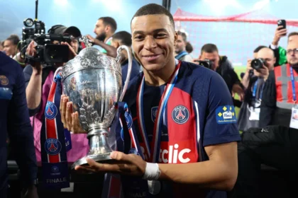 Mbappé vence a Copa da França na sua despedida do PSG