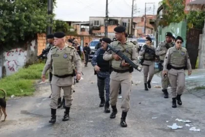 Reforço policial em Vila Verde, Salvador: segurança ampliada
