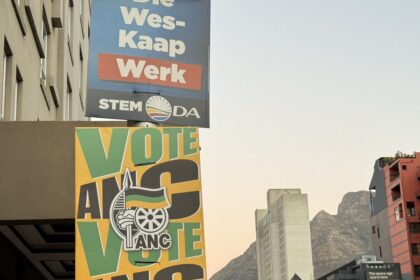 Confronto em manifestação eleitoral na Cidade do Cabo: Polícia age para manter a ordem