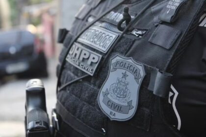 Polícia Civil captura acusada de assassinato por débito em Salvador
