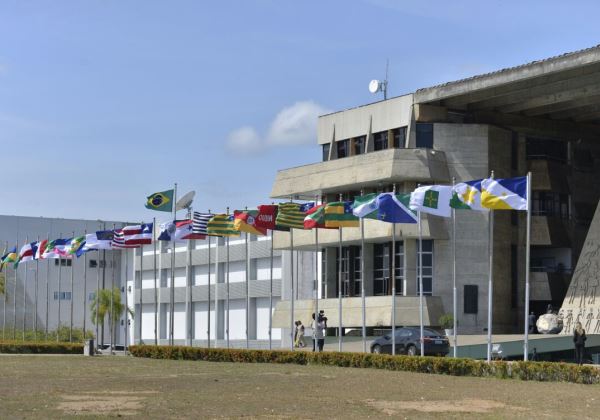 Presidente da Assembleia pede doação de R$3 mil a cada deputado estadual da Bahia para o Rio Grande do Sul