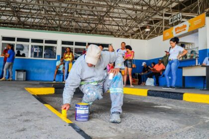 Terminal Rodoviário de Candeias em manutenção