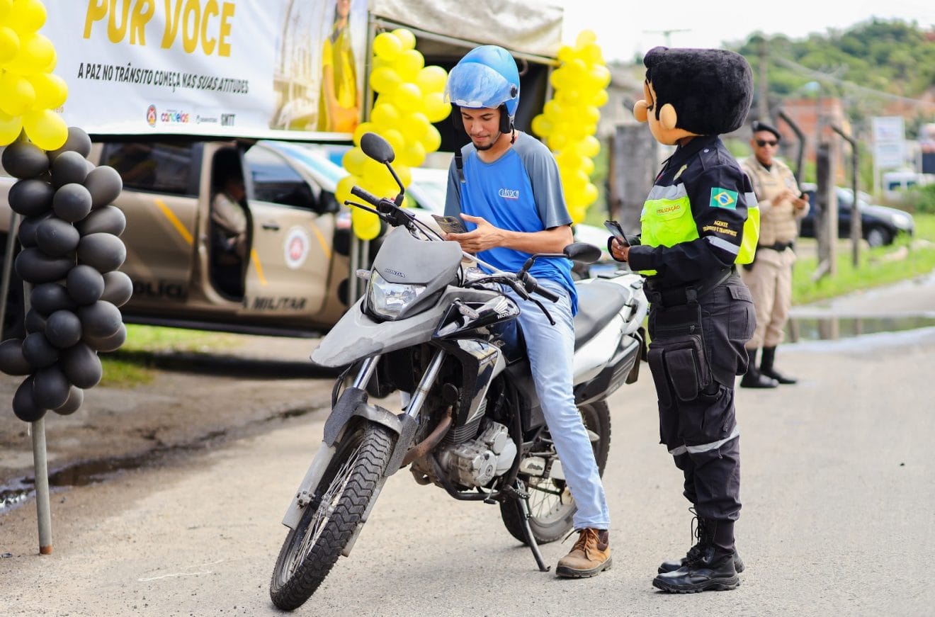 Blitz Educativa promove trânsito seguro em Candeias