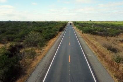 Ministério dos Transportes revitaliza mais de 130 km da BR 407-BA, impulsionando a infraestrutura rodoviária