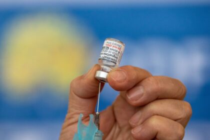 Avança na Câmara retirada da vacina da Covid de calendário infantil