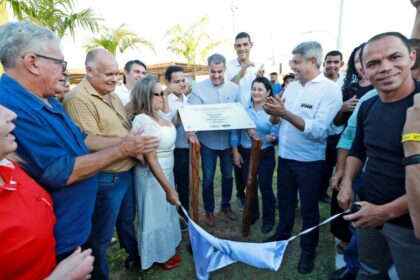 Jerônimo entrega obras de infraestrutura e acessibilidade em Baianópolis