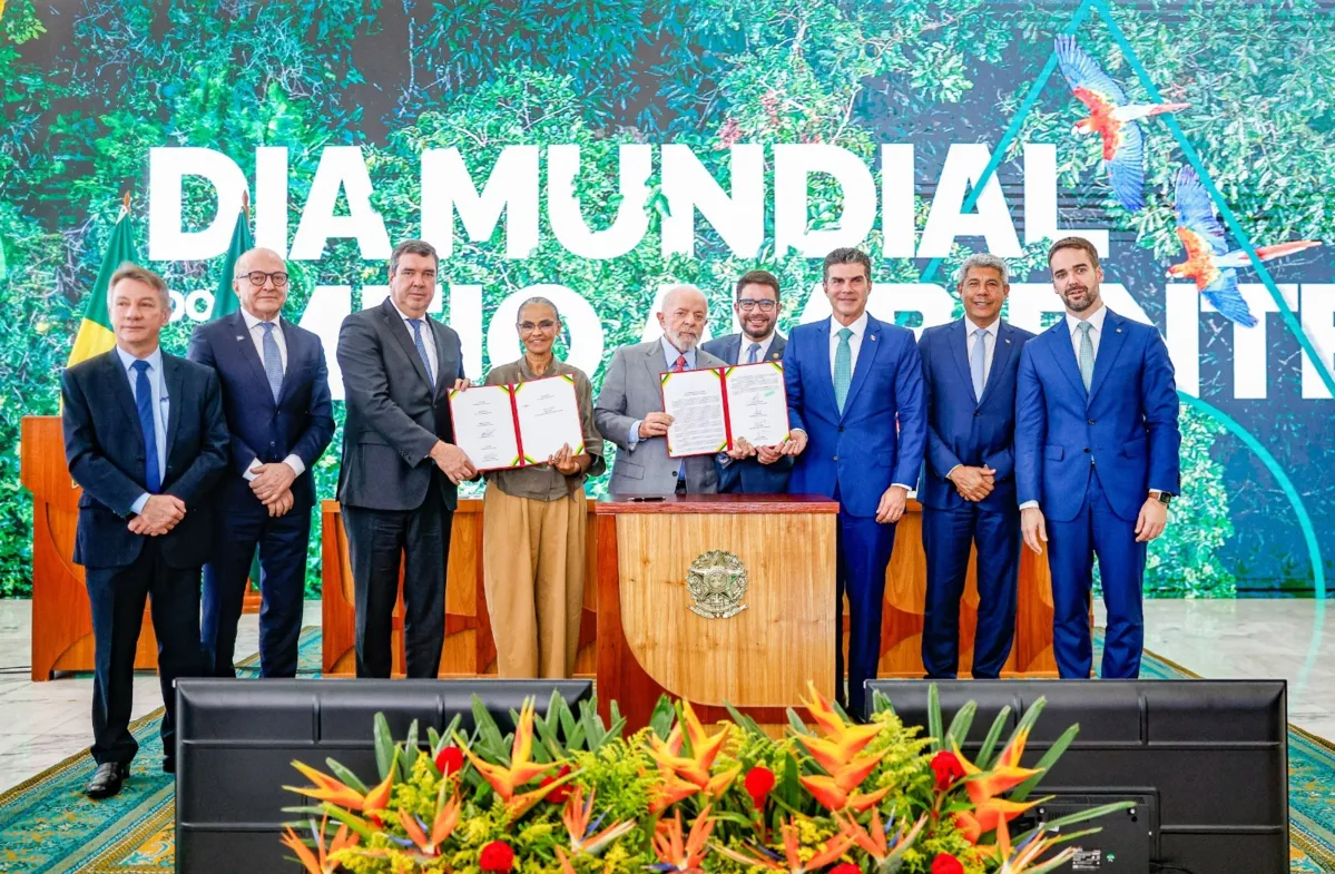 Lula assina decreto que cria o Monumento Natural das Cavernas de São Desidério