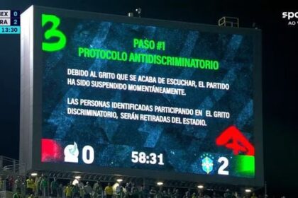 Arbitragem segue protocolo e paralisa amistoso entre Brasil e México após torcedores entoarem cantos homofóbicos