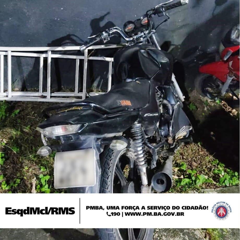 Veículo roubado em Camaçari recuperado pelo Esquadrão de Motociclistas Fênix