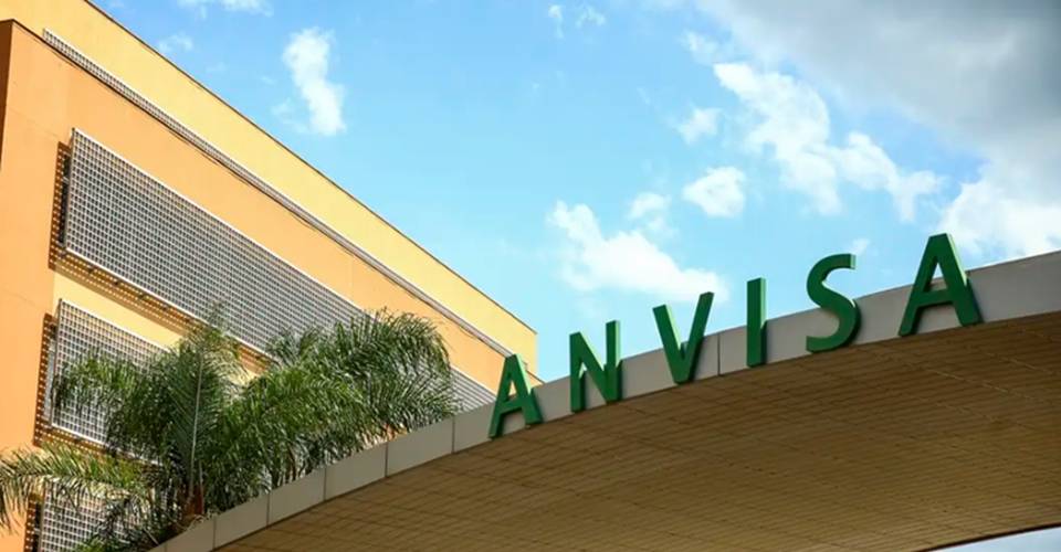 Anvisa proíbe produtos com fenol após morte por peeling.