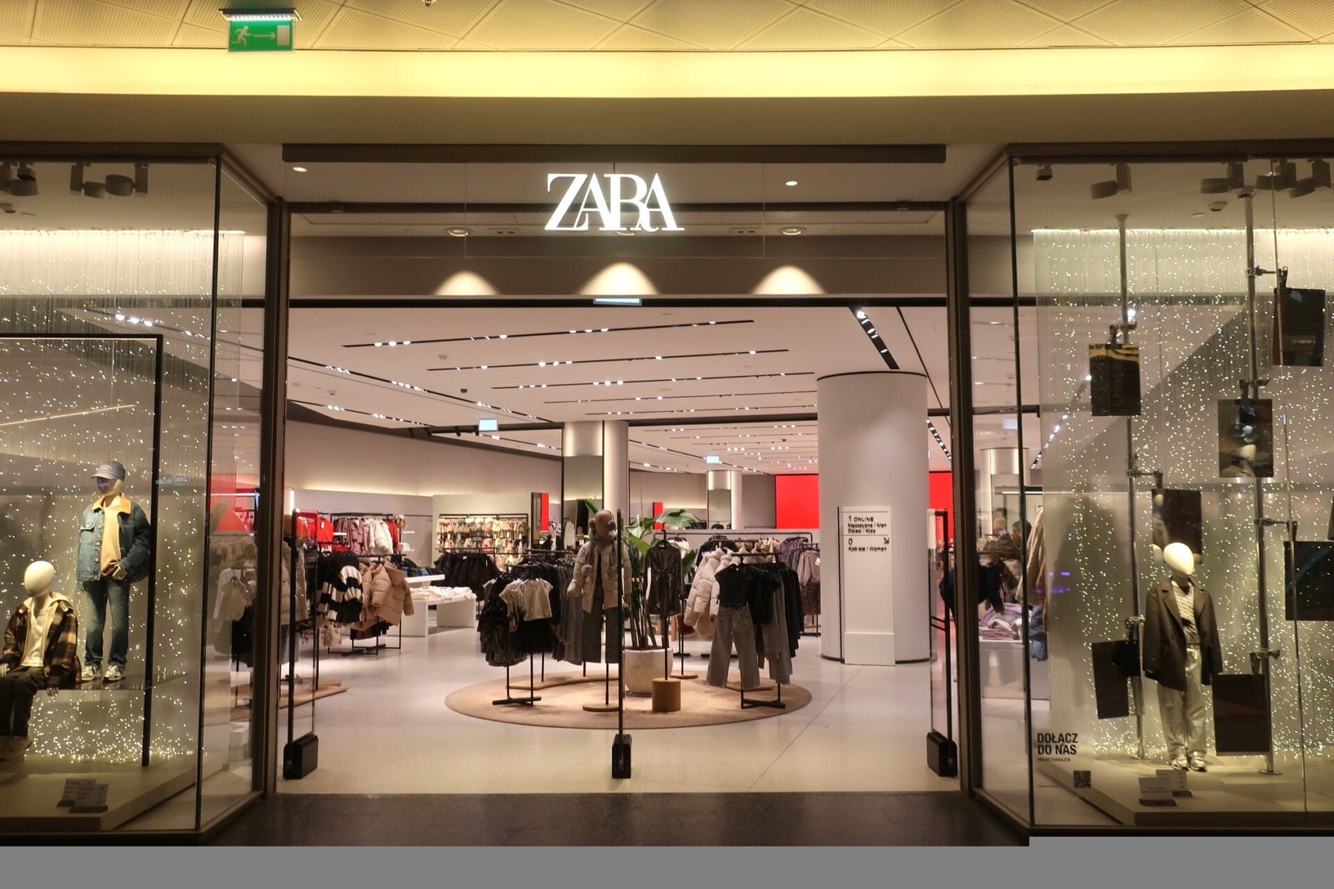 Zara quer fazer lives megaproduzidas nas redes para vender como "Polishop"