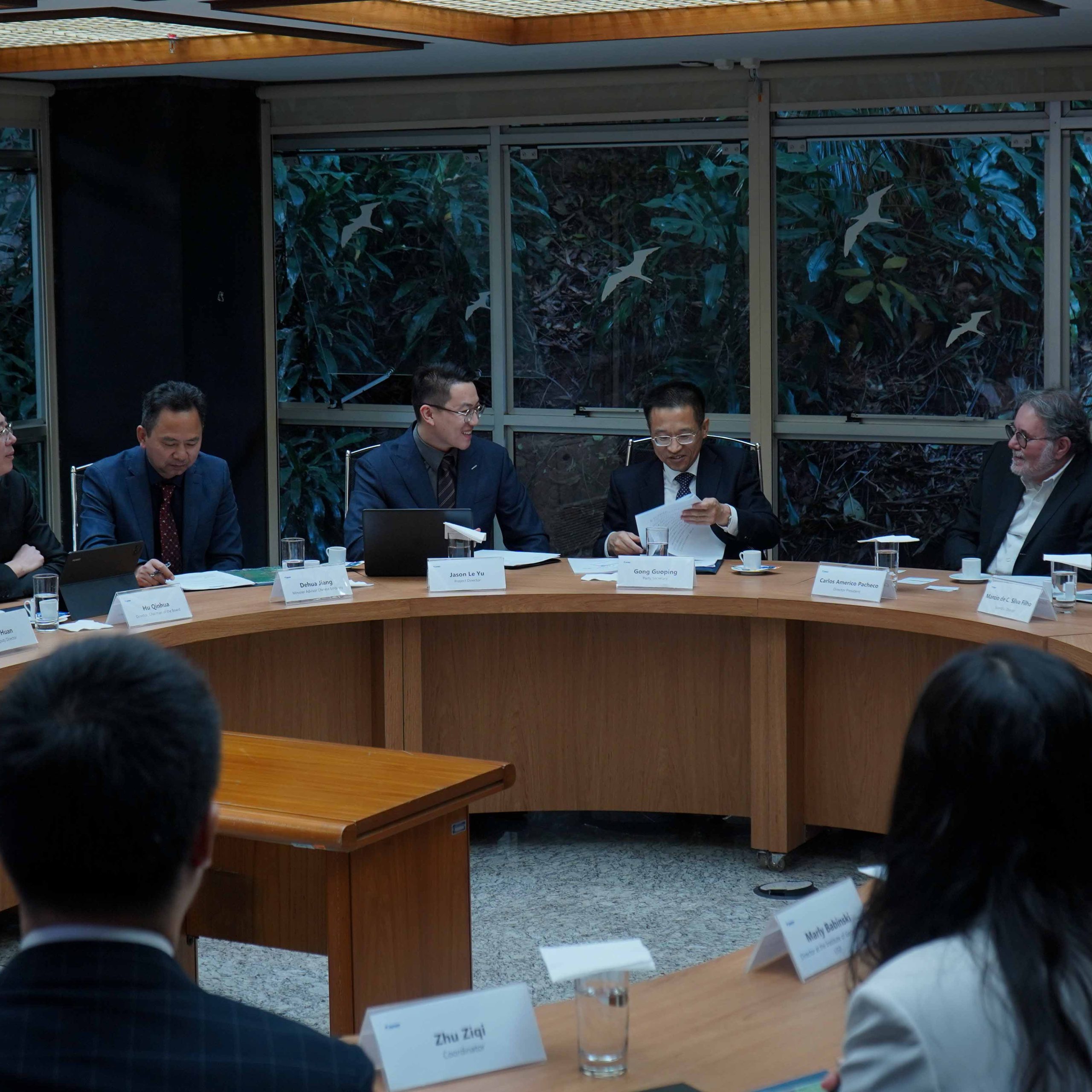Delegação da China se reúne com a FAPESP para alinhar estratégias de pesquisa em colaboração