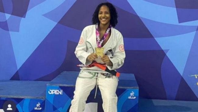 Estudante baiana conquista ouro no campeonato internacional de jiu-jitsu