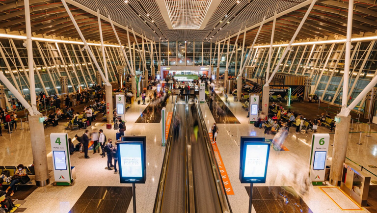 Brasil se destaca com dois aeroportos entre os top 10 globais