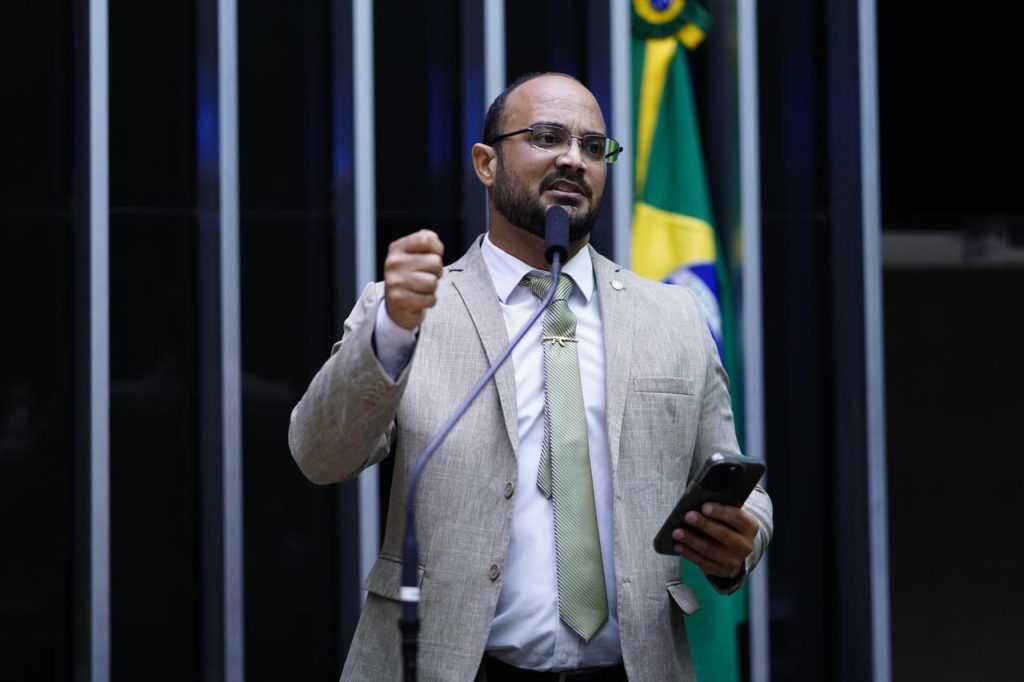 Capitão Alden diz que falta ‘entrosamento’ entre os governos Lula e Jerônimo para combater violência