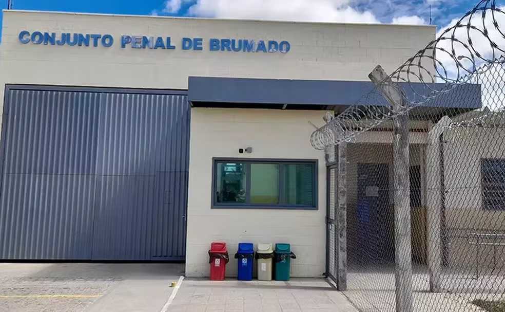 Denúncia por tortura de preso no Conjunto Penal: ex-diretor e 5 acusados.