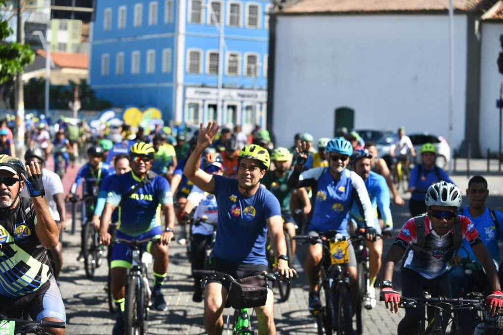 Bruno Reis destaca meta de chegar a 600 km de áreas para ciclistas em Salvador: “Estímulo à mobilidade ativa”