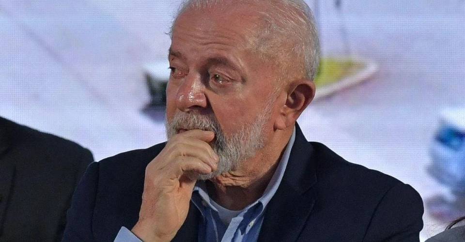 Lula se emociona ao lembrar da morte da esposa e filho em evento para gestantes